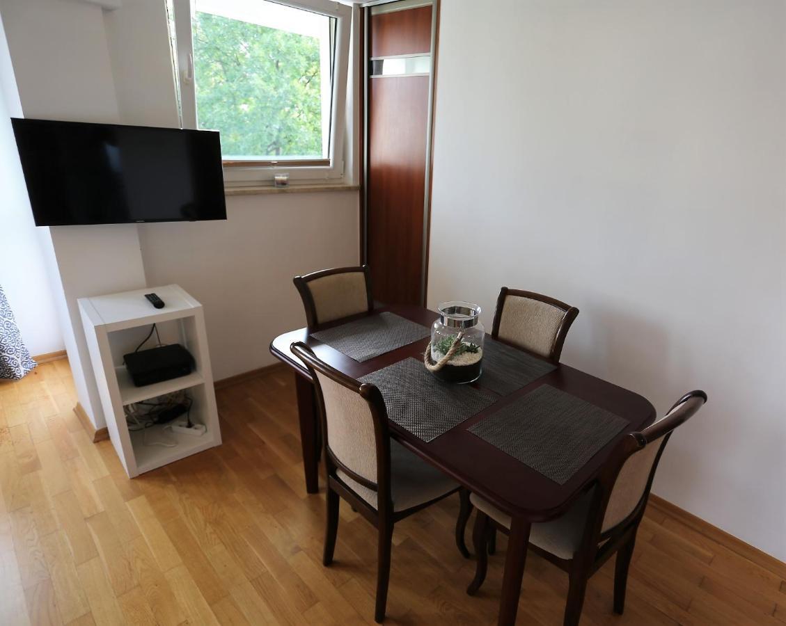 Apartament Mgm Karmelicka Varsovia Exterior foto